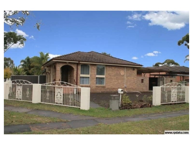 22 Dahlia, Quakers Hill NSW 2763