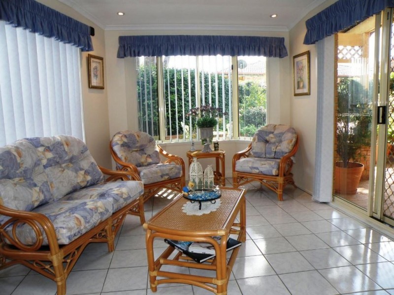 20 Whitehaven Ave, Quakers Hill NSW 2763