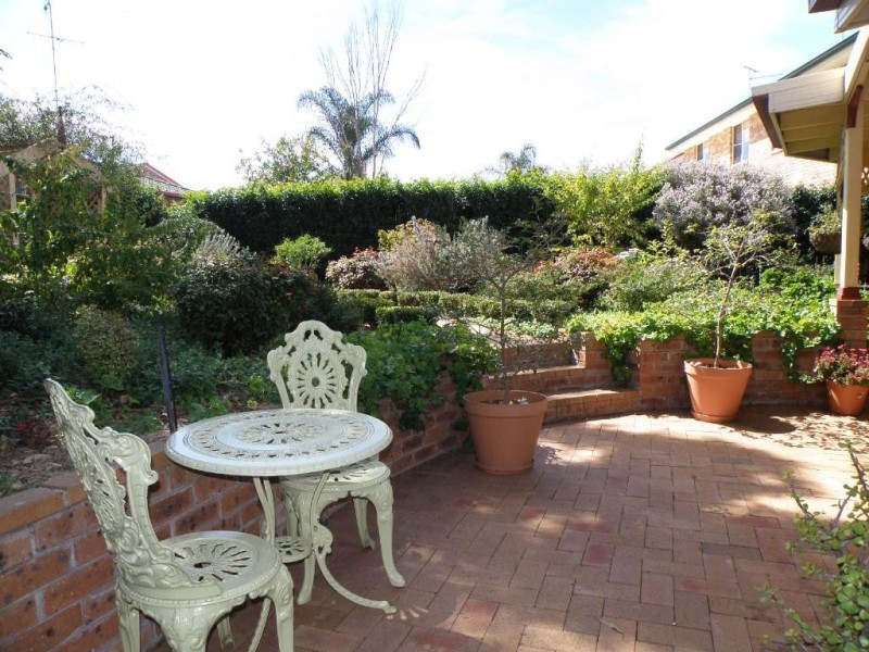 20 Whitehaven Ave, Quakers Hill NSW 2763