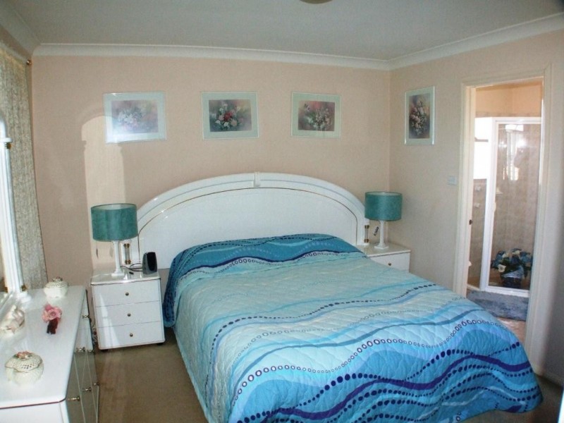 11 Conjola Pl, Woodcroft NSW 2767