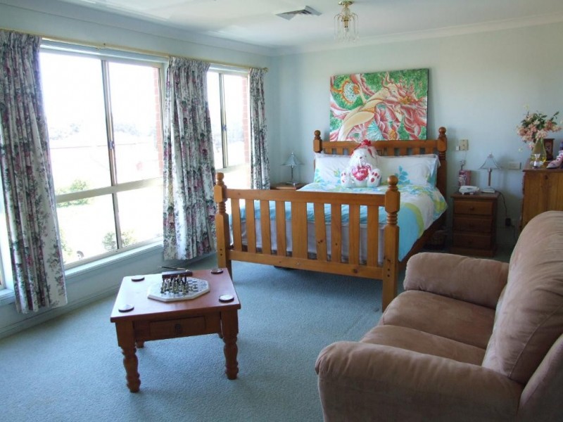 32 Farmingdale Drive, Blacktown NSW 2148