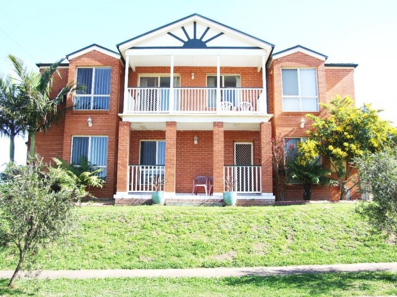 32 Farmingdale Drive, Blacktown NSW 2148