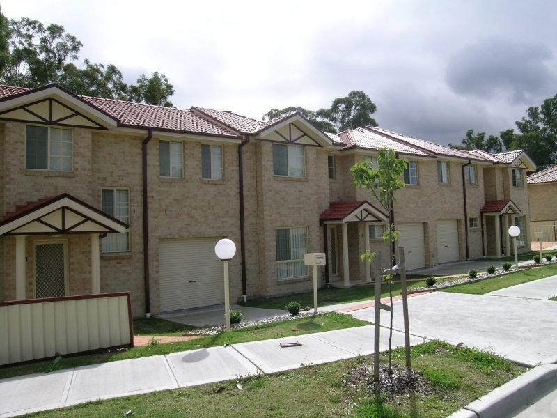 2/1 Kensington Park Road, Schofields NSW 2762