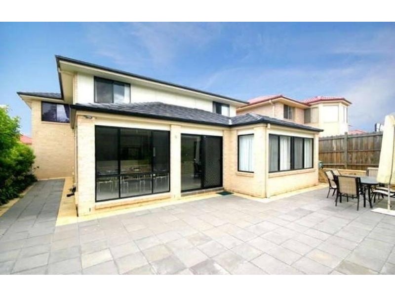 10 Aylsford St, Stanhope Gardens NSW 2768