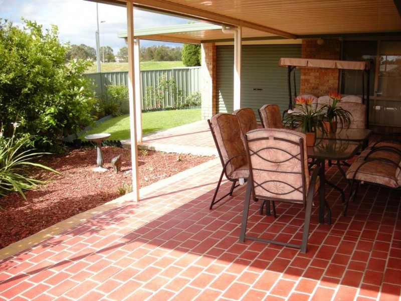 15 Loring Place, Quakers Hill NSW 2763