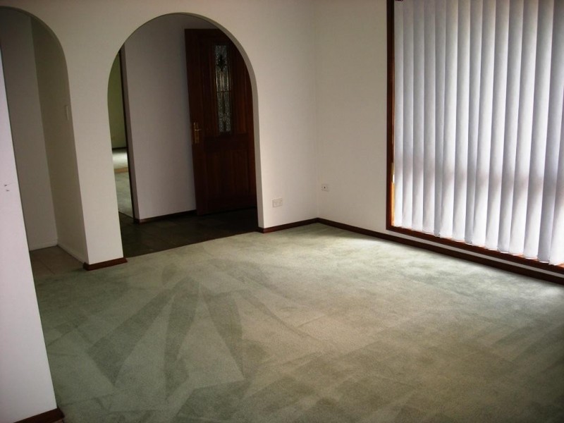 33 Seabrook Crescent, Doonside NSW 2767