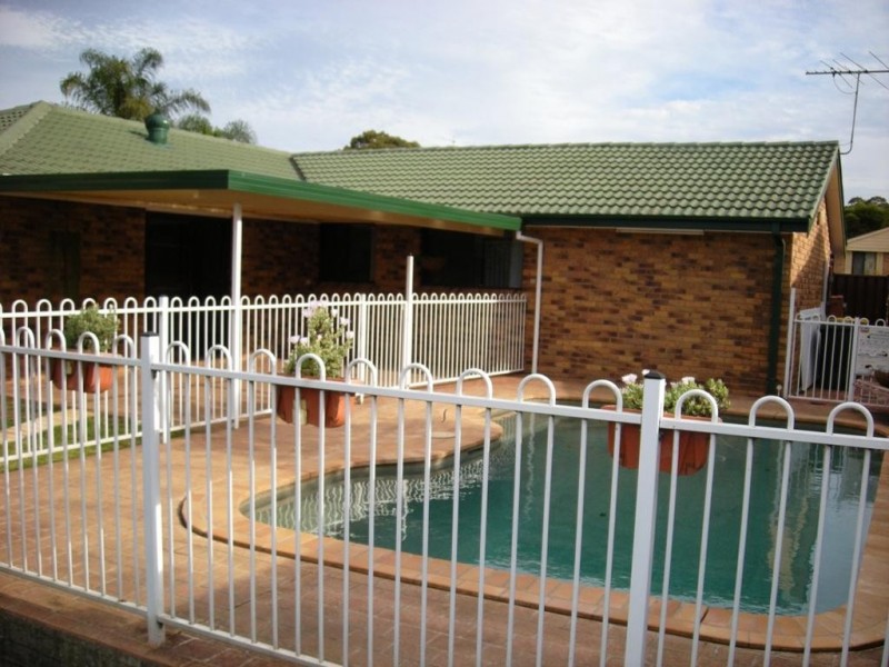 33 Seabrook Crescent, Doonside NSW 2767