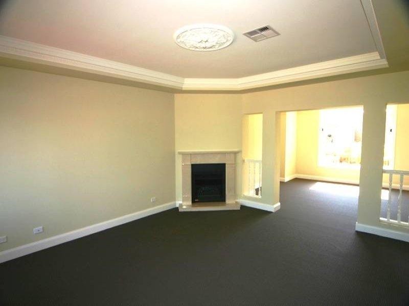 24 Brae Place, Castle Hill NSW 2154