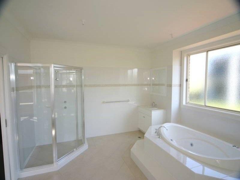 24 Brae Place, Castle Hill NSW 2154