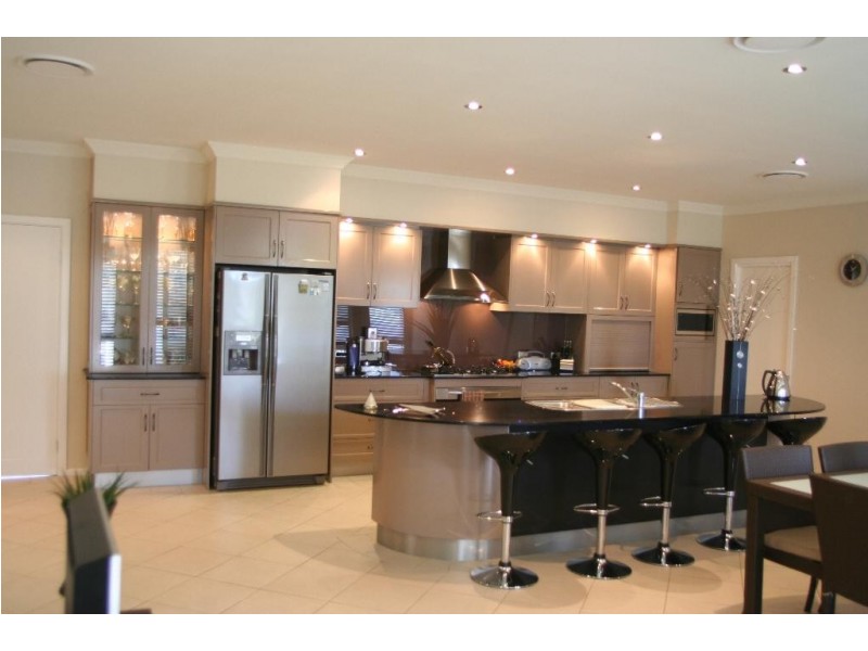 12 Ravenswood Rise, Bella Vista NSW 2153