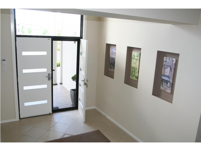 12 Ravenswood Rise, Bella Vista NSW 2153