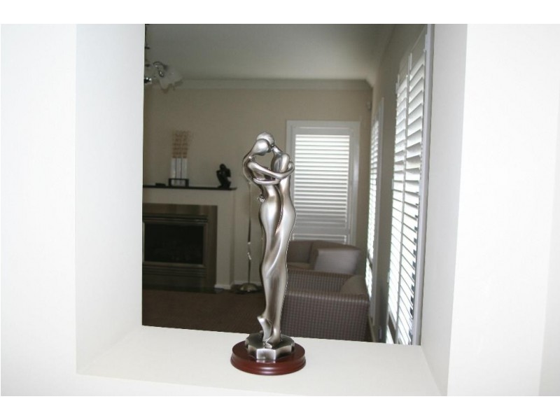 12 Ravenswood Rise, Bella Vista NSW 2153