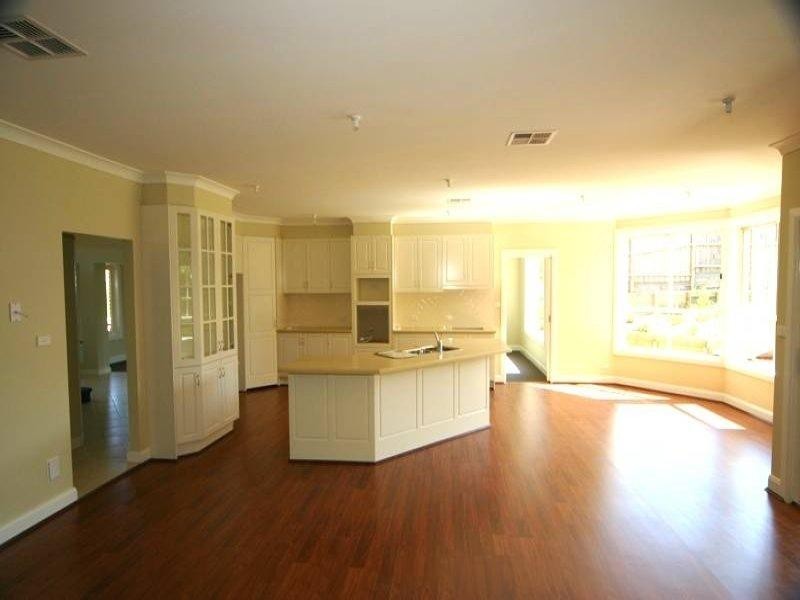 24 Brae Place, Castle Hill NSW 2154