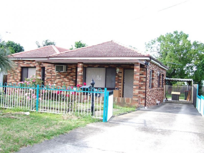11 Western Crs., Blacktown NSW 2148