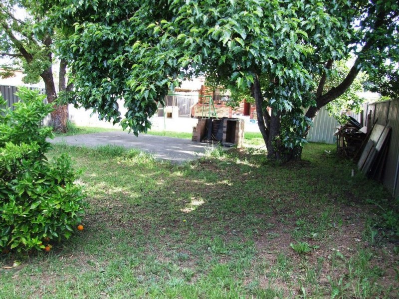 11 Western Crs., Blacktown NSW 2148