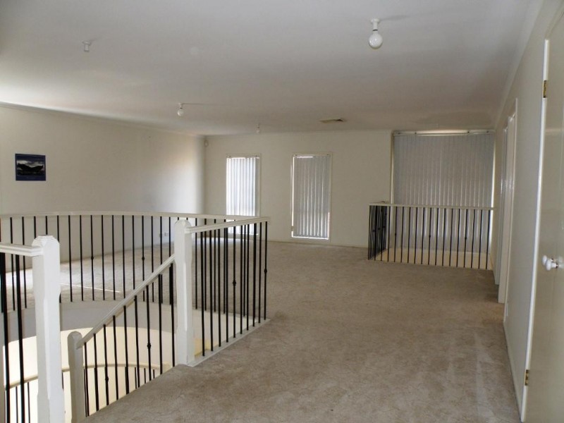 30 John Warren Ave, Glenwood NSW 2768