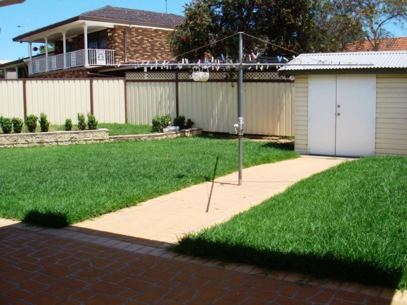 8 Bellingham Avenue, Glendenning NSW 2761