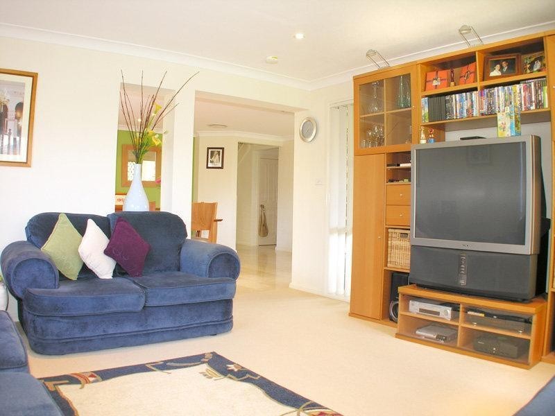 7 Dunross, Beaumont Hills NSW 2155