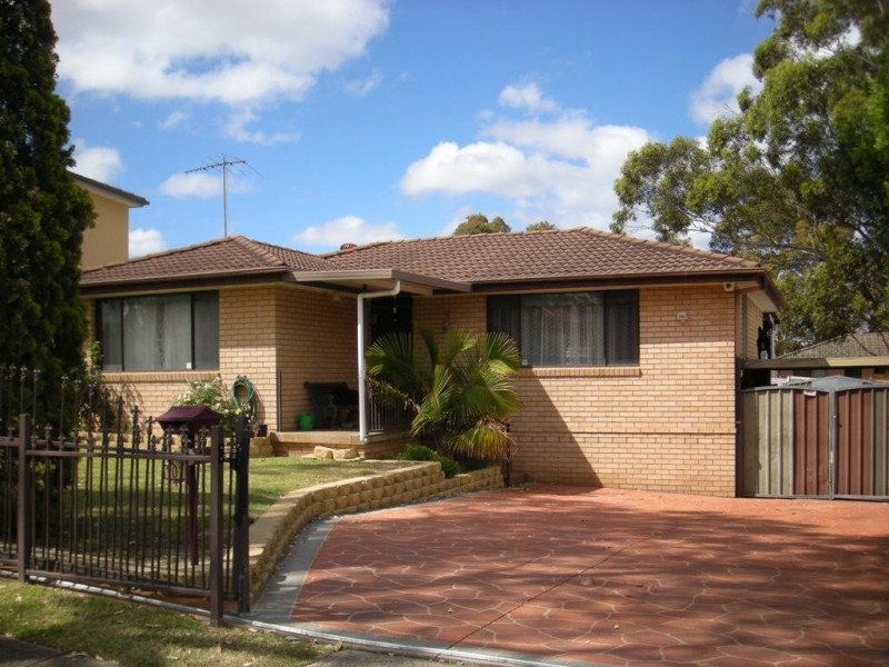 107 Hoyle Drive, Dean Park NSW 2761