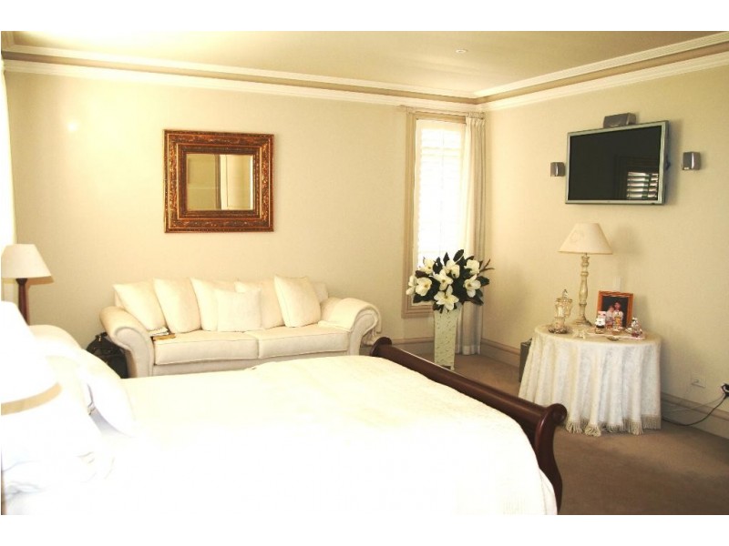 10 Fraser Ave, Kellyville NSW 2155