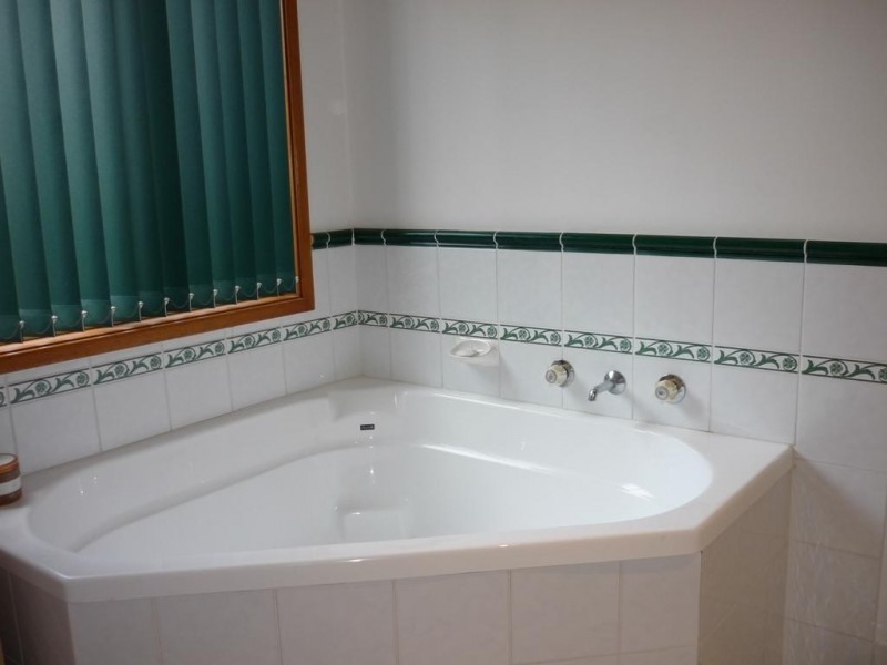 28 Tonkin Crescent, Quakers Hill NSW 2763