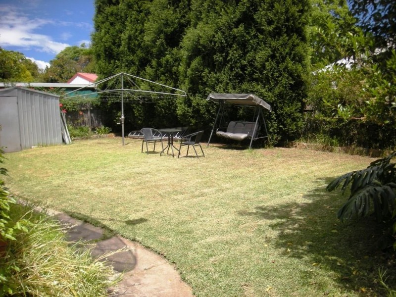 30 Lennox St, Old Toongabbie NSW 2146