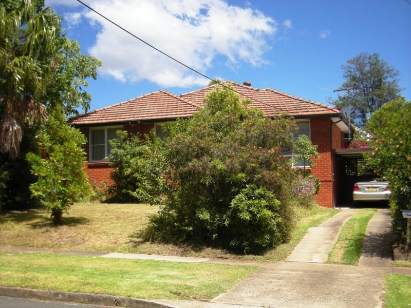 30 Lennox St, Old Toongabbie NSW 2146
