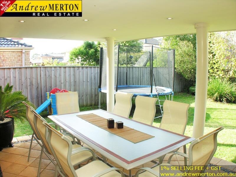 7 Dunross, Beaumont Hills NSW 2155