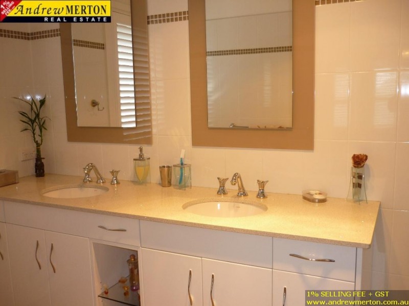 12 Ravenswood Rise, Bella Vista NSW 2153