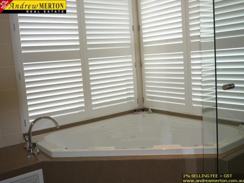 12 Ravenswood Rise, Bella Vista NSW 2153