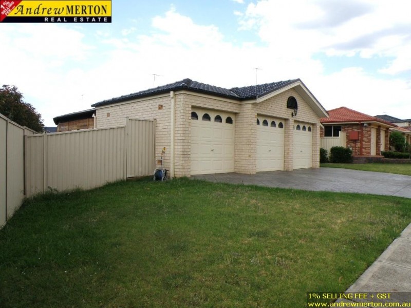 9 Stave Pl, Kellyville Ridge NSW 2155