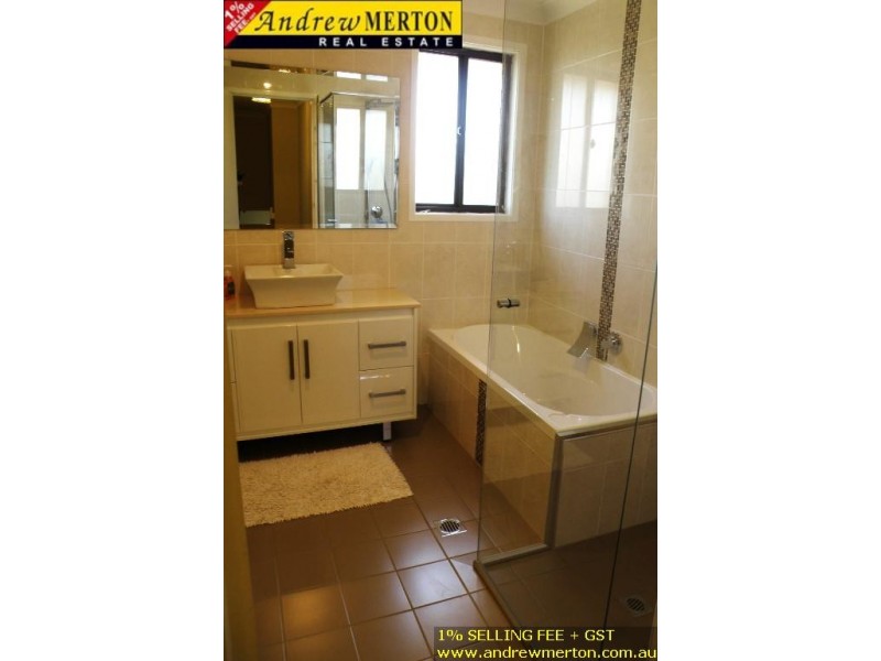 10 Lonach pl, Baulkham Hills NSW 2153