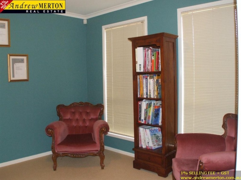 36 Jindabyne Cct, Woodcroft NSW 2767