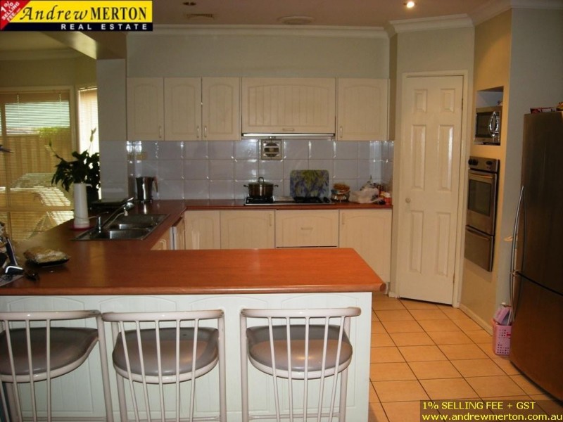 16 Mahogany  Close, Glenwood NSW 2768