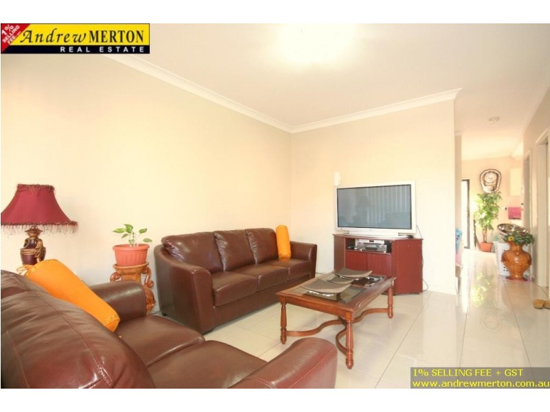 7/18 Cumming Crescent, Quakers Hill NSW 2763