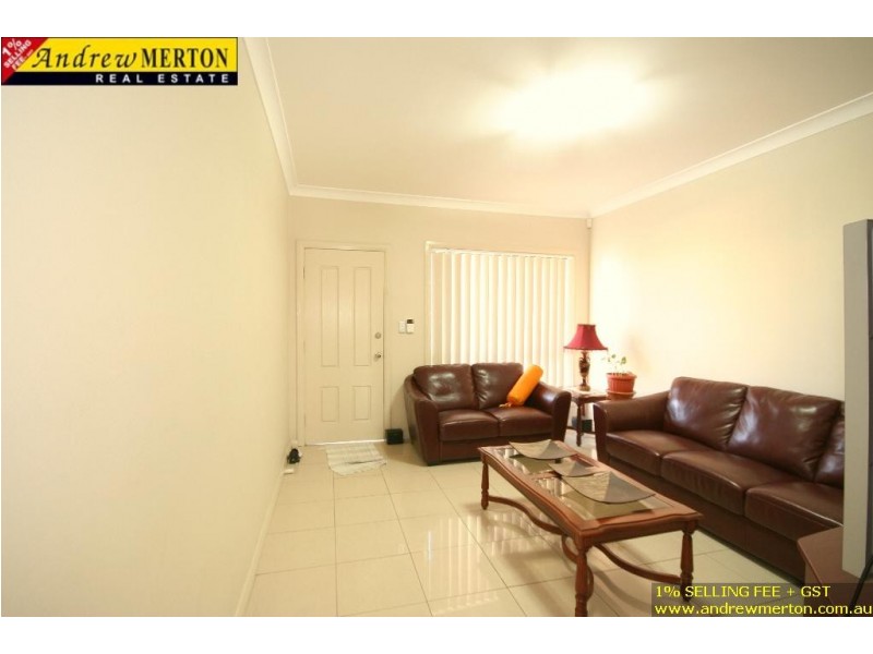 7/18 Cumming Crescent, Quakers Hill NSW 2763