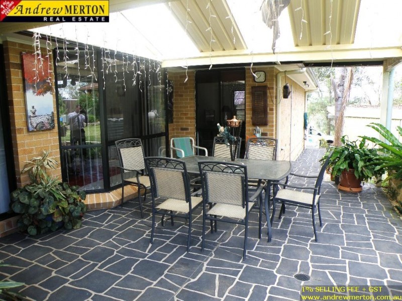 11 Mason Rd, Box Hill NSW 2577