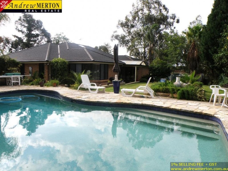 11 Mason Rd, Box Hill NSW 2577