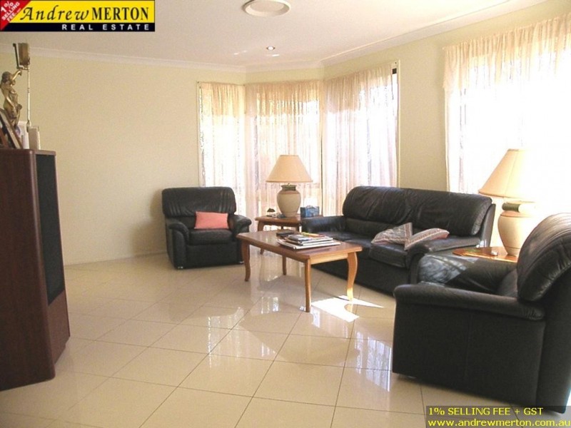 10 Hazelton Ave, Kellyville Ridge NSW 2155