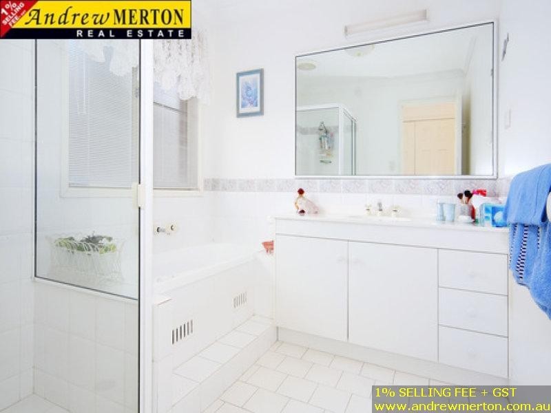 2 Scaddan Street, Quakers Hill NSW 2763