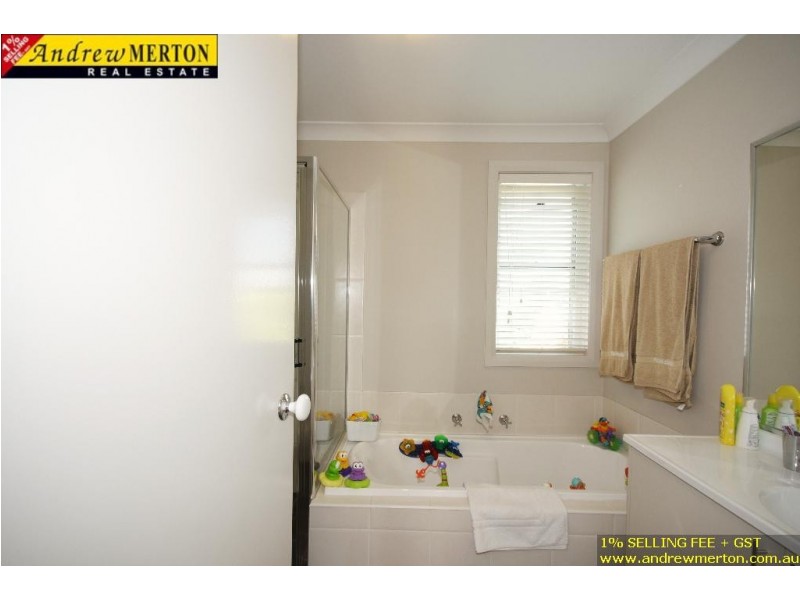 1 Rochdale  Cir, Stanhope Gardens NSW 2768