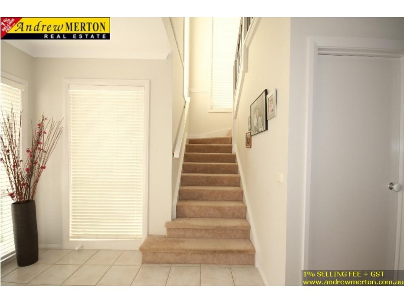 1 Rochdale  Cir, Stanhope Gardens NSW 2768