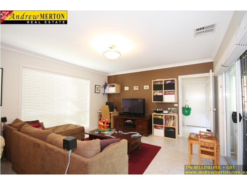 1 Rochdale  Cir, Stanhope Gardens NSW 2768