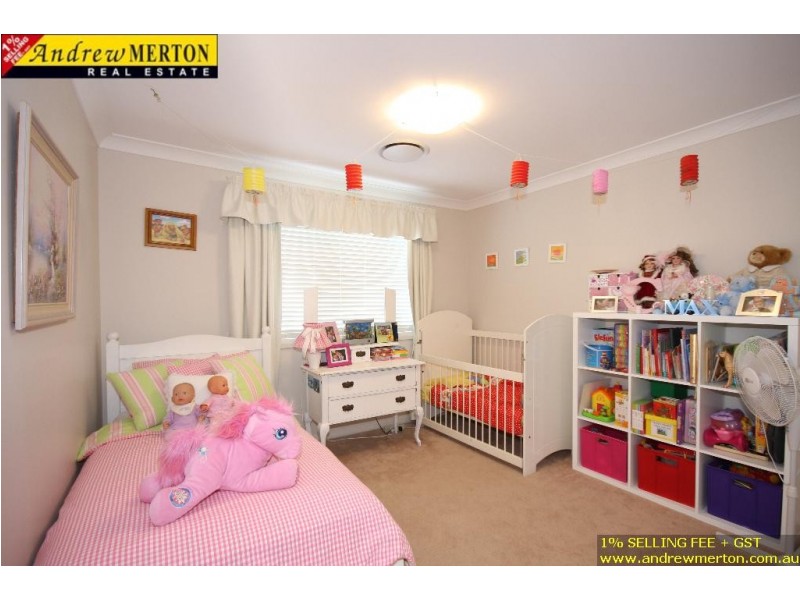 1 Rochdale  Cir, Stanhope Gardens NSW 2768