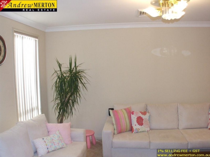 9 Pluto Court, Glenwood NSW 2768