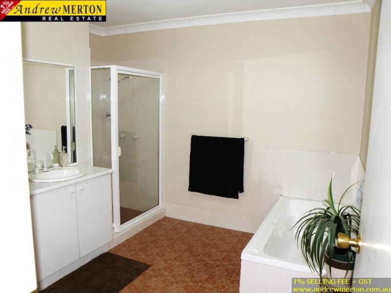 8/70 Bali Dr, Quakers Hill NSW 2763