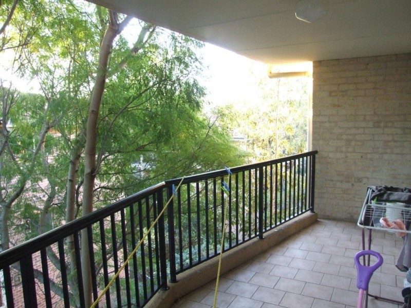 12/15-19 Hassall Street, Westmead NSW 2145