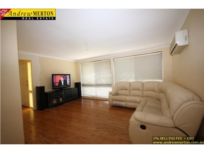 82 Faulkland Cres, Kings Park NSW 2148