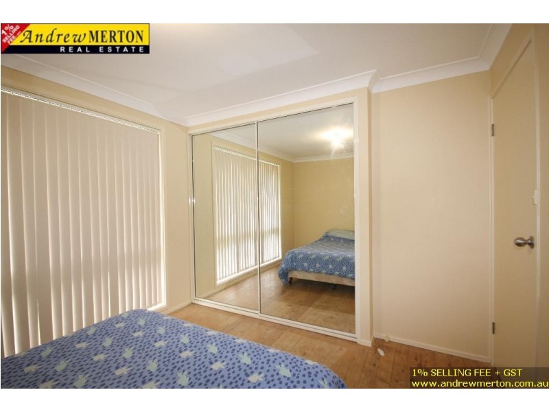 82 Faulkland Cres, Kings Park NSW 2148