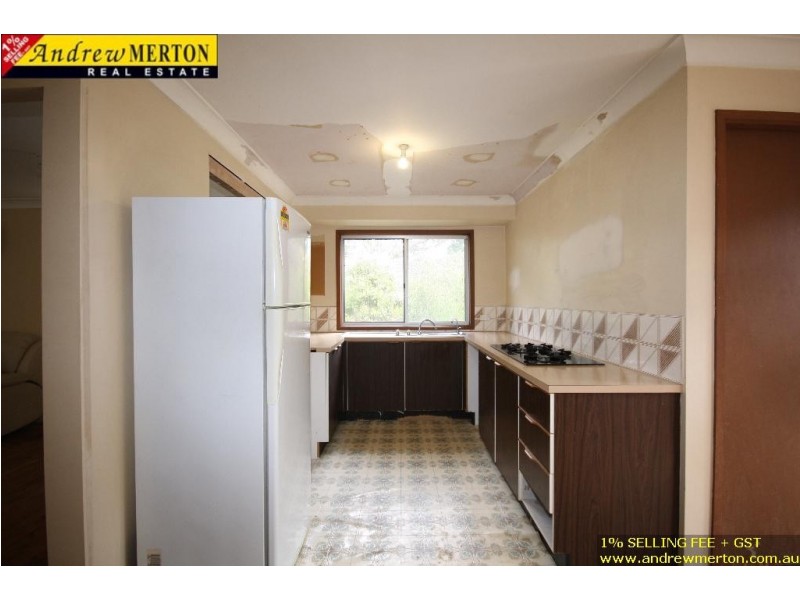 82 Faulkland Cres, Kings Park NSW 2148